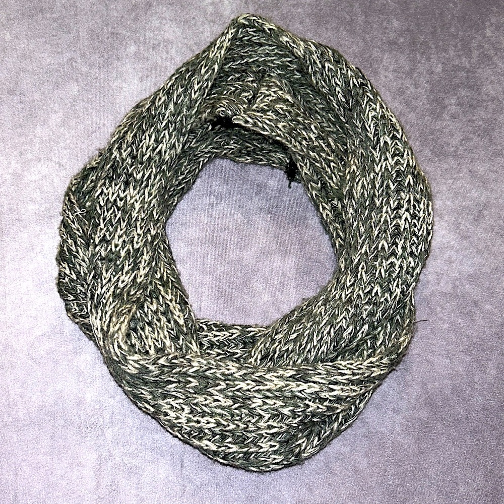 Knit Infinity Scarf - Picture 2 of 5
